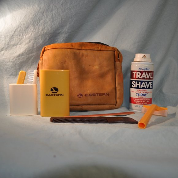vintage eastern airlines travel leather dopp kit all original UNUSED (O108) - Picture 2 of 12